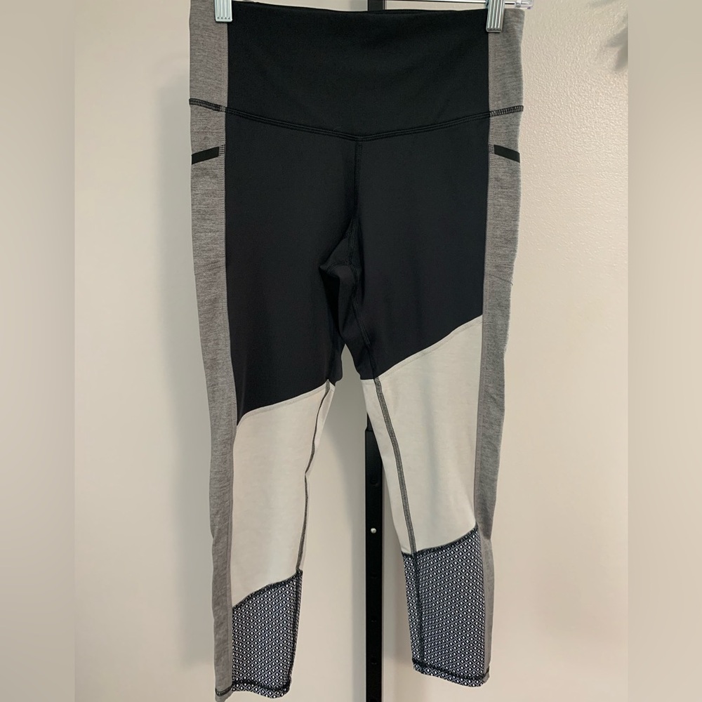 Champion C9  Black and Gray Colorblock/Pattern Leggings